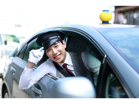 【正社員】株式会社国際興業神戸(本社・神戸営業所) タクシー乗務員の画像・写真